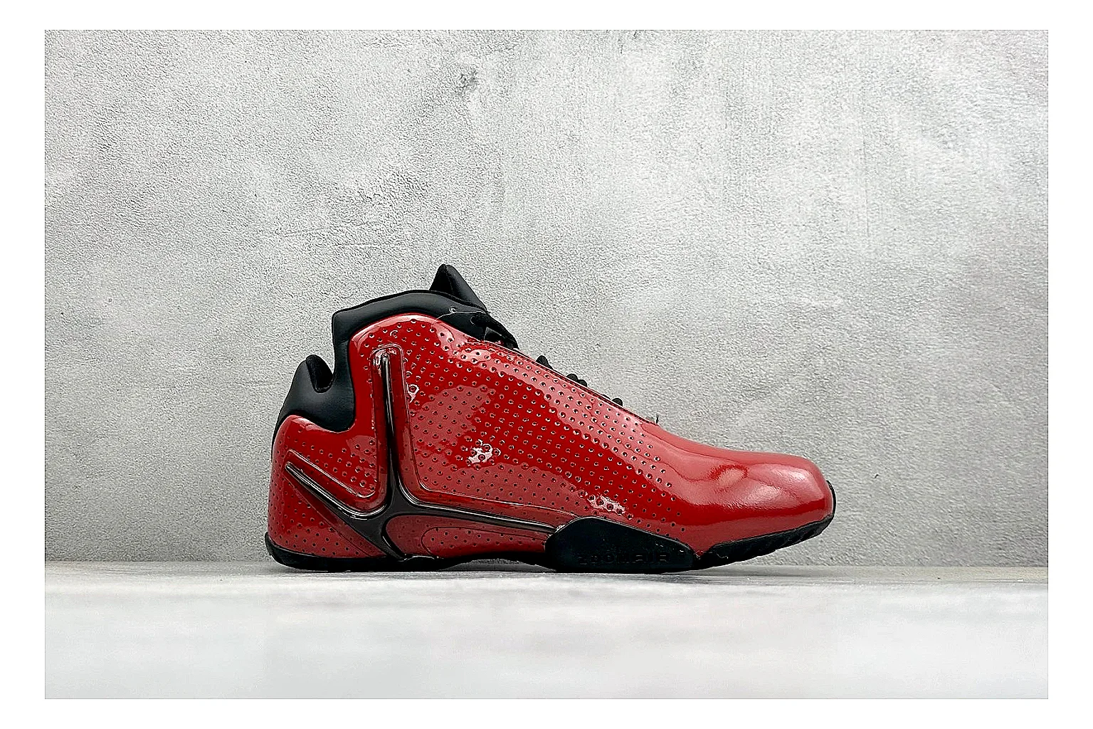 Nike Zoom Hyperflight Red QC reference photo showing red glossy basketball upper, streamlined shell, black detail lines, and sculpted court sole thumbnail 5