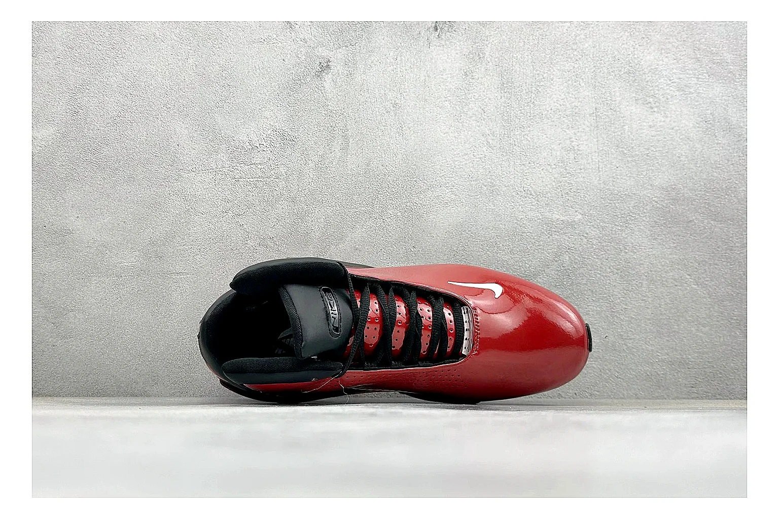 Nike Zoom Hyperflight Red QC reference photo showing red glossy basketball upper, streamlined shell, black detail lines, and sculpted court sole thumbnail 6