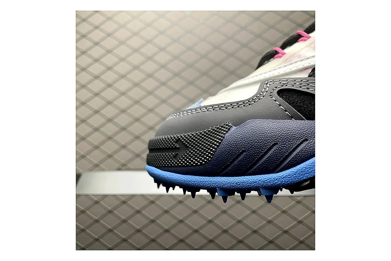 Off-White Out Of Office White Navy QC photo showing white navy out-of-office low-top with mixed upper and low top shape thumbnail 4