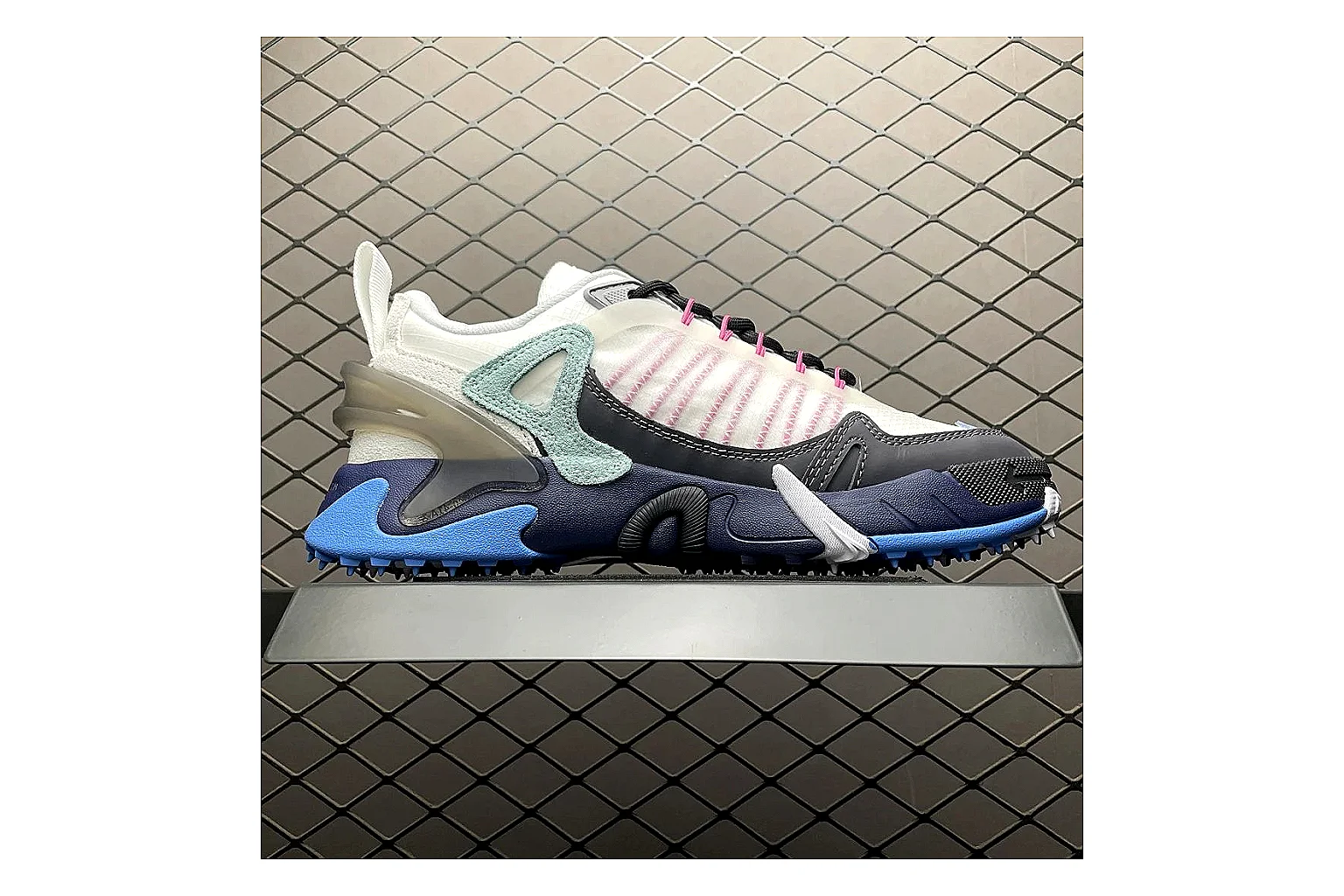 Off-White Out Of Office White Navy QC photo showing white navy out-of-office low-top with mixed upper and low top shape thumbnail 6