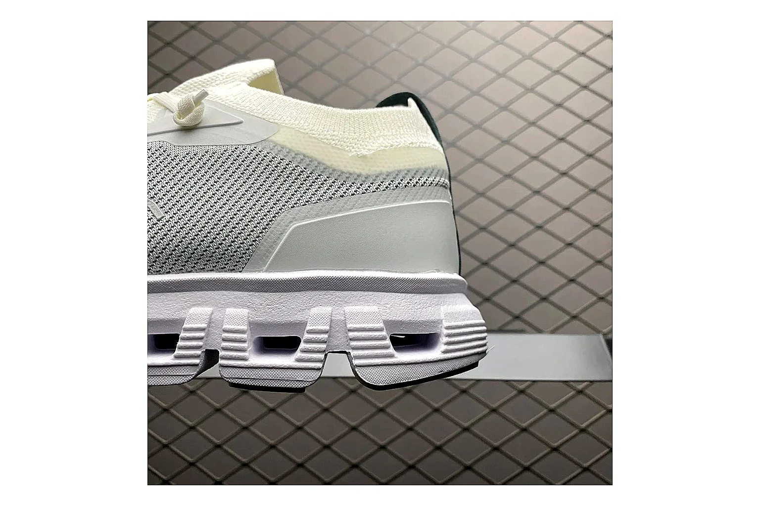 On Cloud 6 White Grey Sneaker QC photo showing white grey cloud 6 runner with mixed upper and trainer shape thumbnail 2