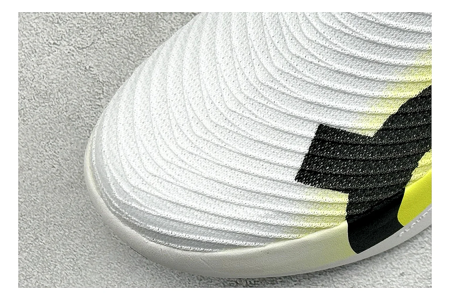 On Cloudboom White Lime QC reference photo showing white performance mesh, lime gradient accents, slim racing profile, and segmented CloudTec sole thumbnail 4