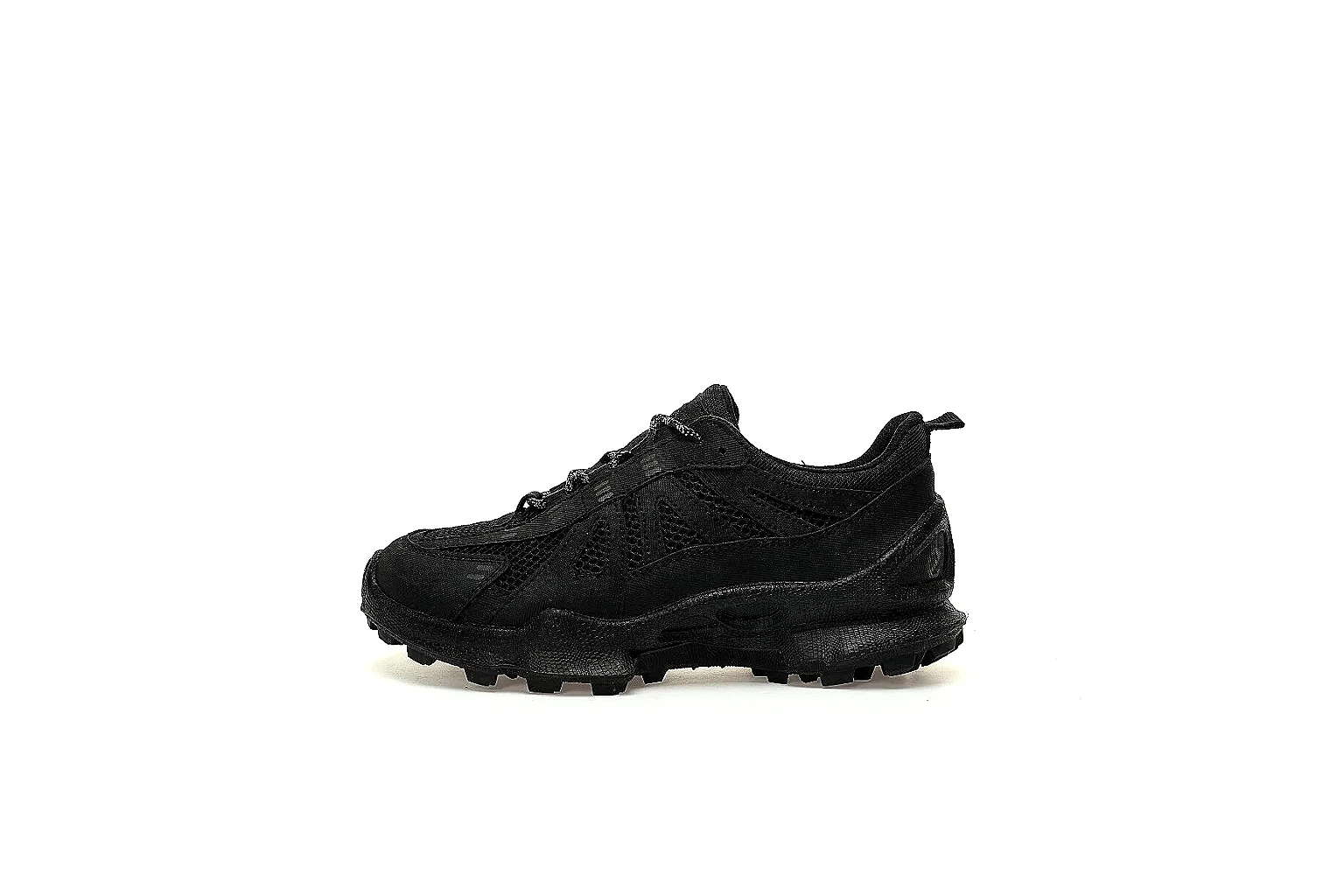kakoqclab.com On Cloudmonster Black Low 5398 black runner image thumbnail 5