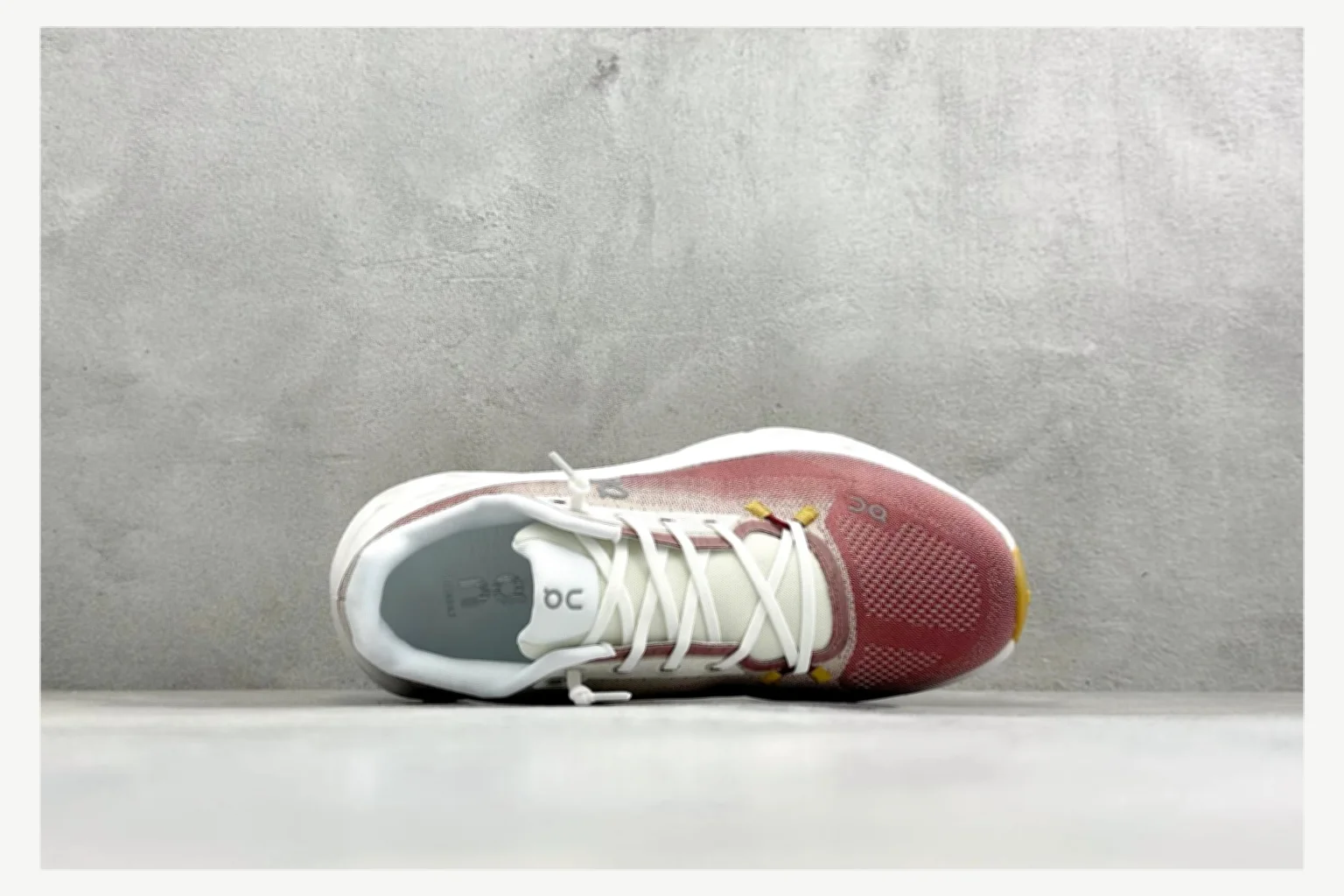 On Cloudtilt White Blue Runner QC photo reference SKU 1182167416 thumbnail 6