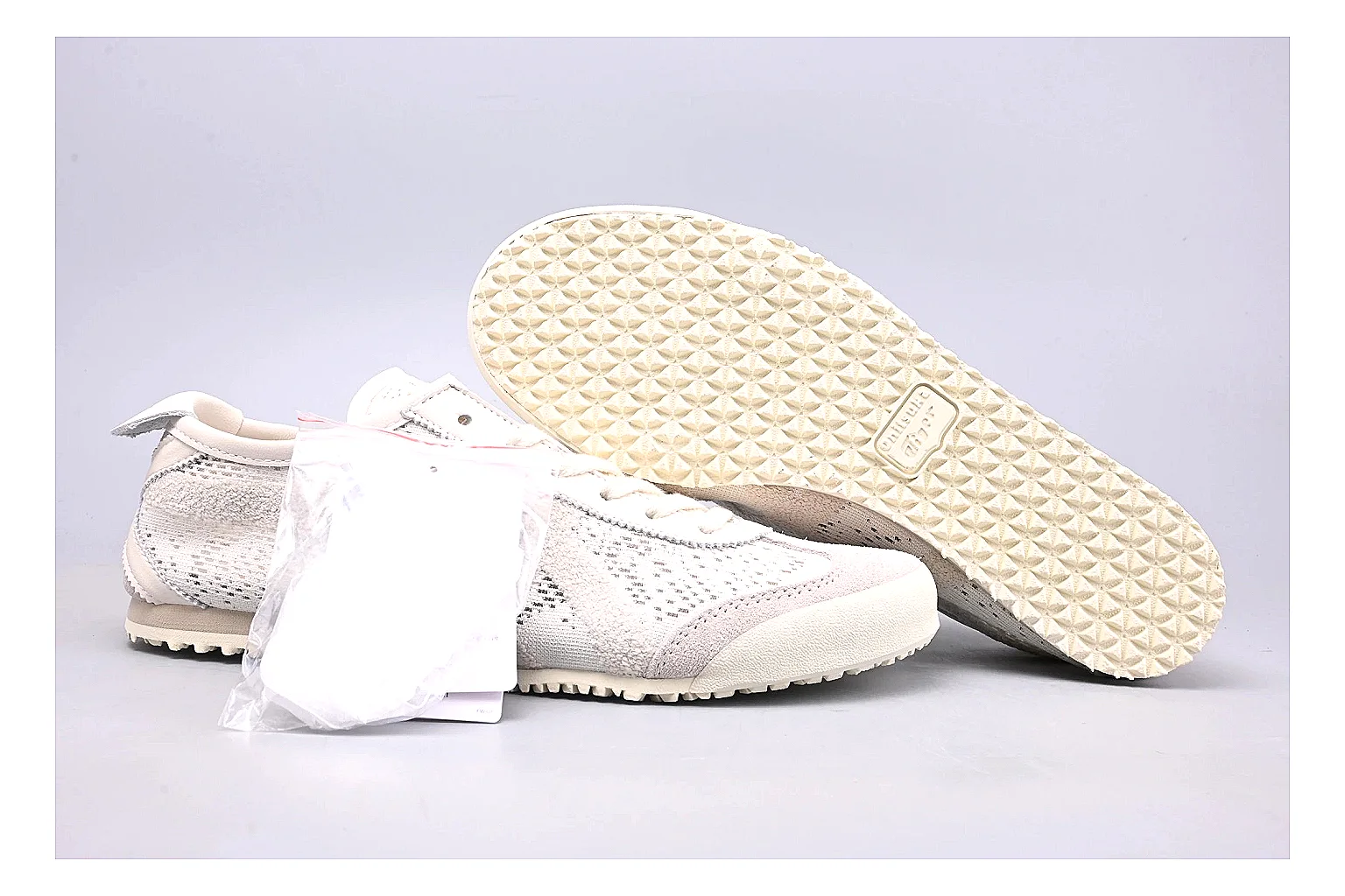 Onitsuka Tiger Mexico 66 Cream QC photo showing cream mexico 66 low-top with mixed upper and low top shape thumbnail 4