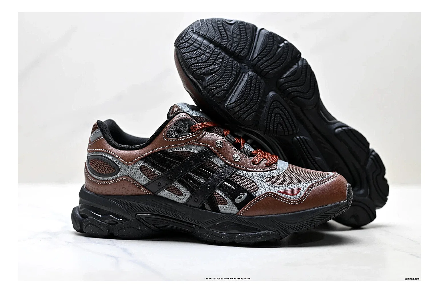 Onitsuka Tiger GEL-C 2.0 Brown Black Sneakers QC photo reference showing brown black mesh runner sneakers with mesh-leather texture, side-profile shape, upper panel lines, and outsole detail thumbnail 4