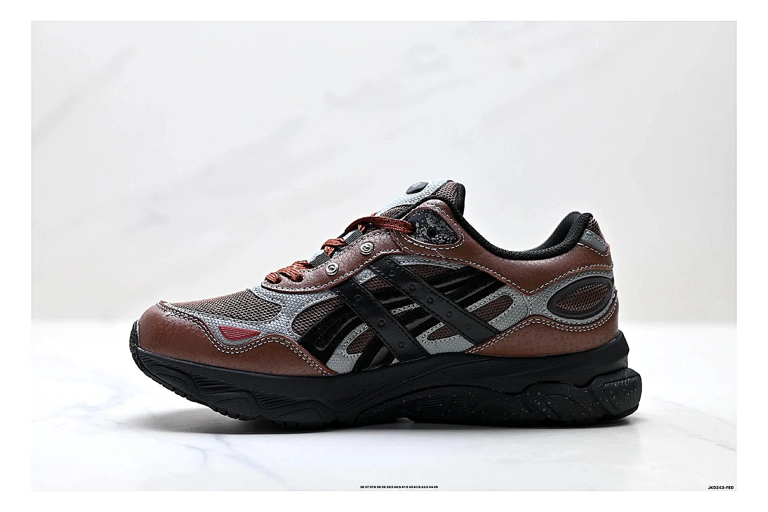 Onitsuka Tiger GEL-C 2.0 Brown Black Sneakers QC photo reference showing brown black mesh runner sneakers with mesh-leather texture, side-profile shape, upper panel lines, and outsole detail thumbnail 5
