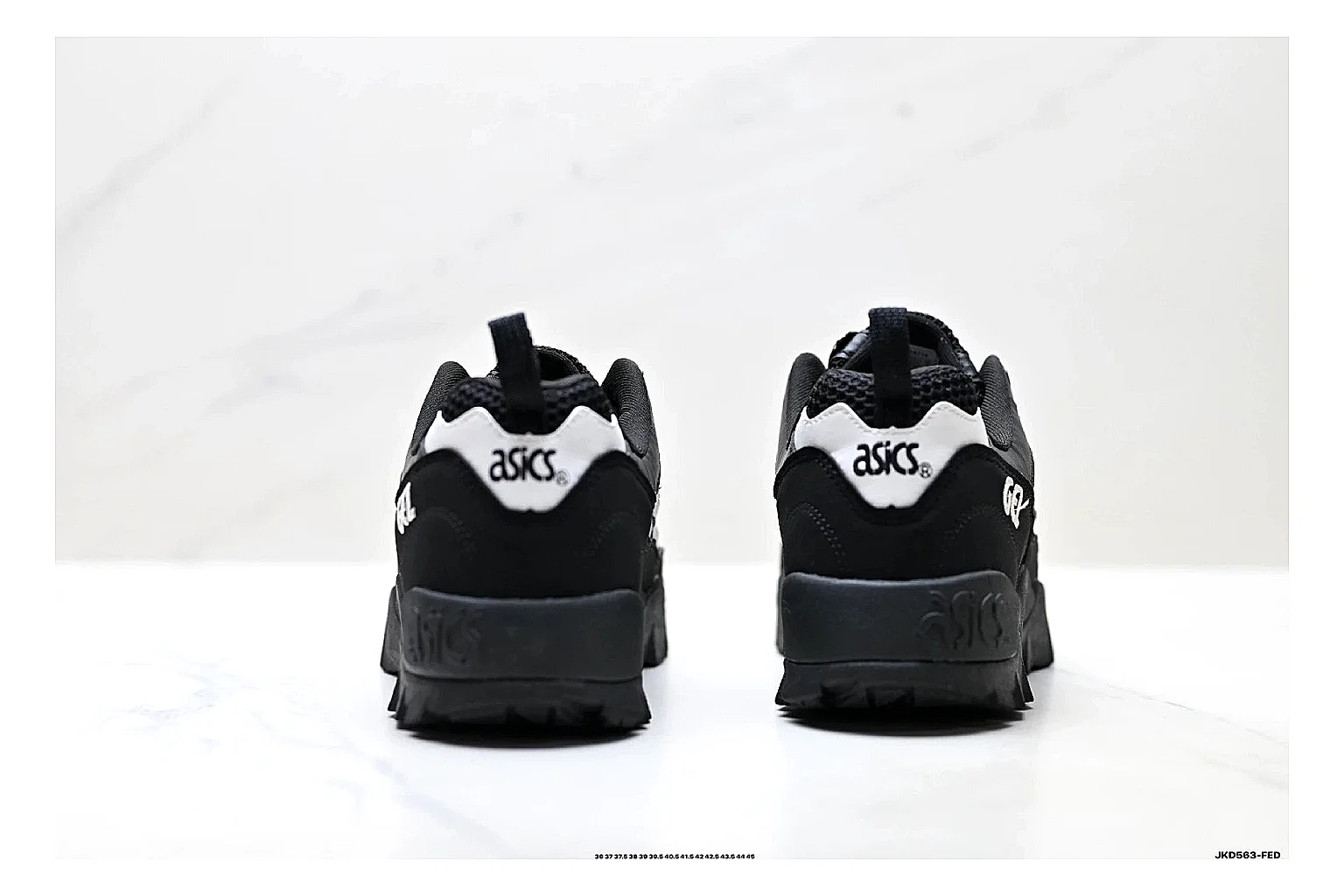 Onitsuka Tiger Gel-Tru Black White Sneakers QC photo reference showing black white trail runner sneakers with mesh-leather texture, side-profile shape, upper panel lines, and outsole detail thumbnail 2