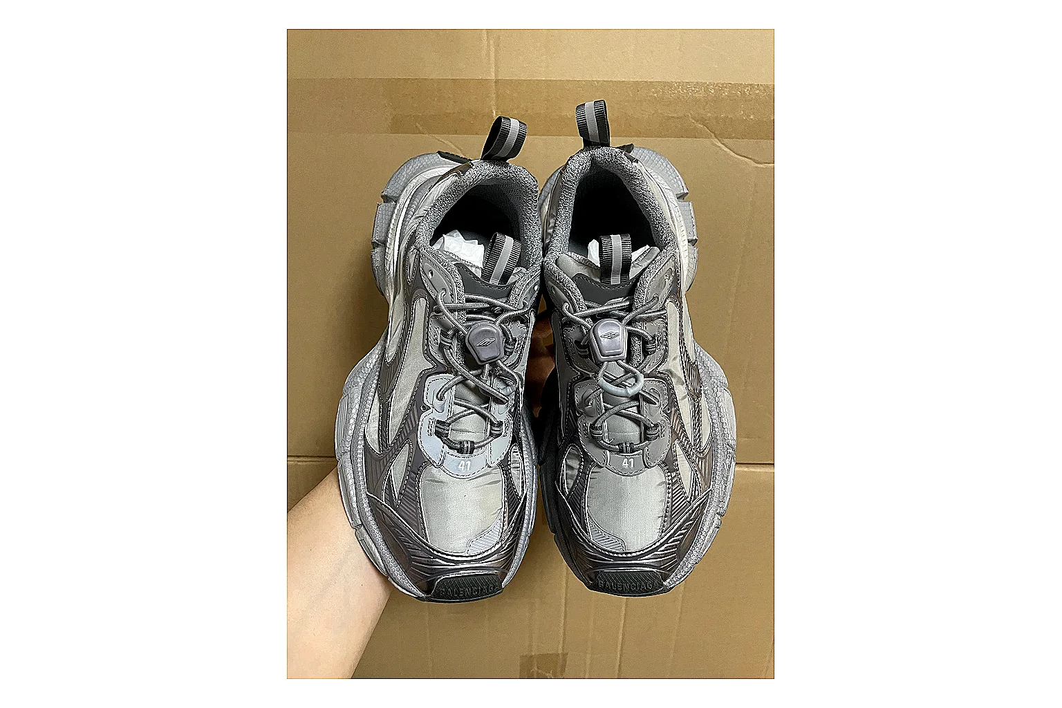 Casual Low-Top Sneaker 0679 QC photo reference showing casual low-top sneaker with clean paneling, textured upper and six-view gallery for daily streetwear styling plus side-profile shape, upper panel lines, and outsole detail thumbnail 5