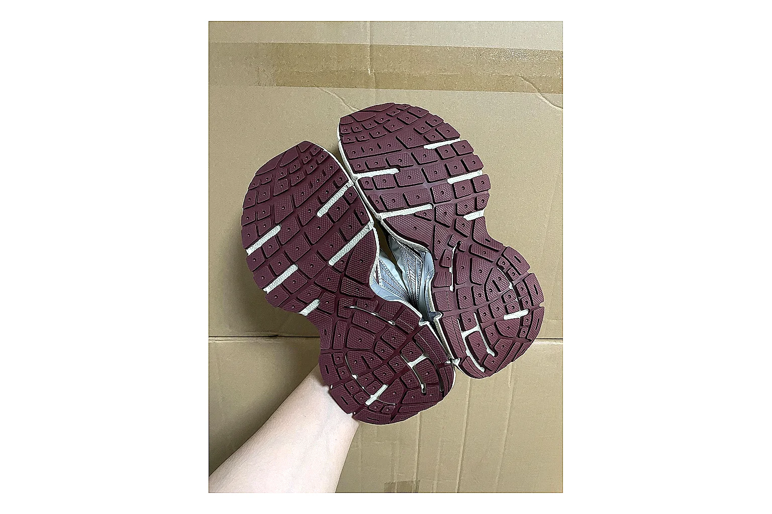 Casual Low-Top Sneaker 0691 QC photo reference showing casual low-top sneaker with clean paneling, textured upper and six-view gallery for daily streetwear styling plus side-profile shape, upper panel lines, and outsole detail thumbnail 4