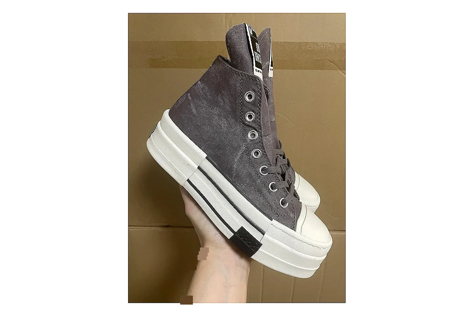 Casual Low-Top Sneaker 0775 QC photo reference showing casual low-top sneaker with clean paneling, textured upper and six-view gallery for daily streetwear styling plus side-profile shape, upper panel lines, and outsole detail