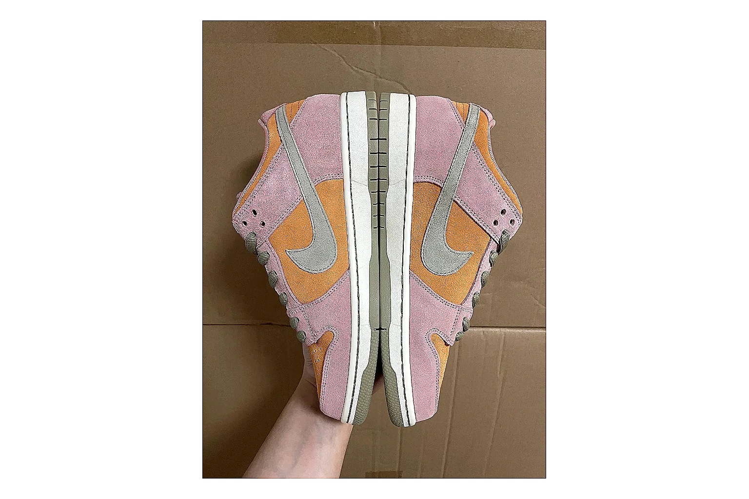 Casual Low-Top Sneaker 5146 QC photo showing red casual low-top with mixed-material upper and low-profile shape thumbnail 5