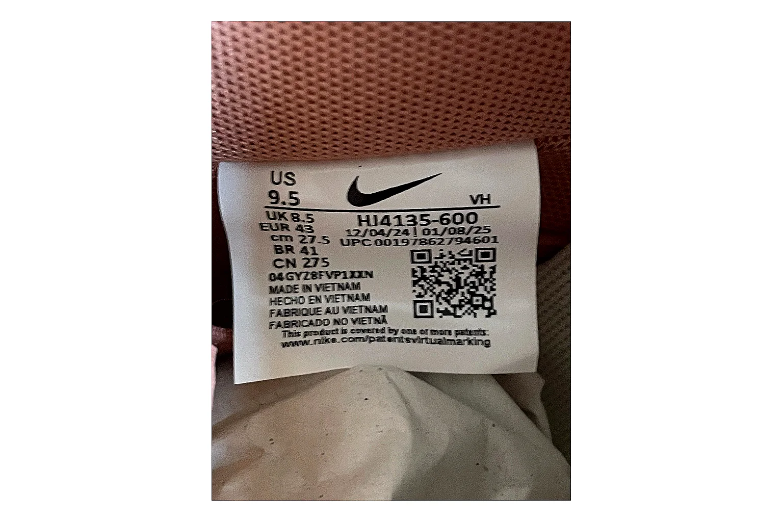 Casual Low-Top Sneaker 5146 QC photo showing red casual low-top with mixed-material upper and low-profile shape thumbnail 6