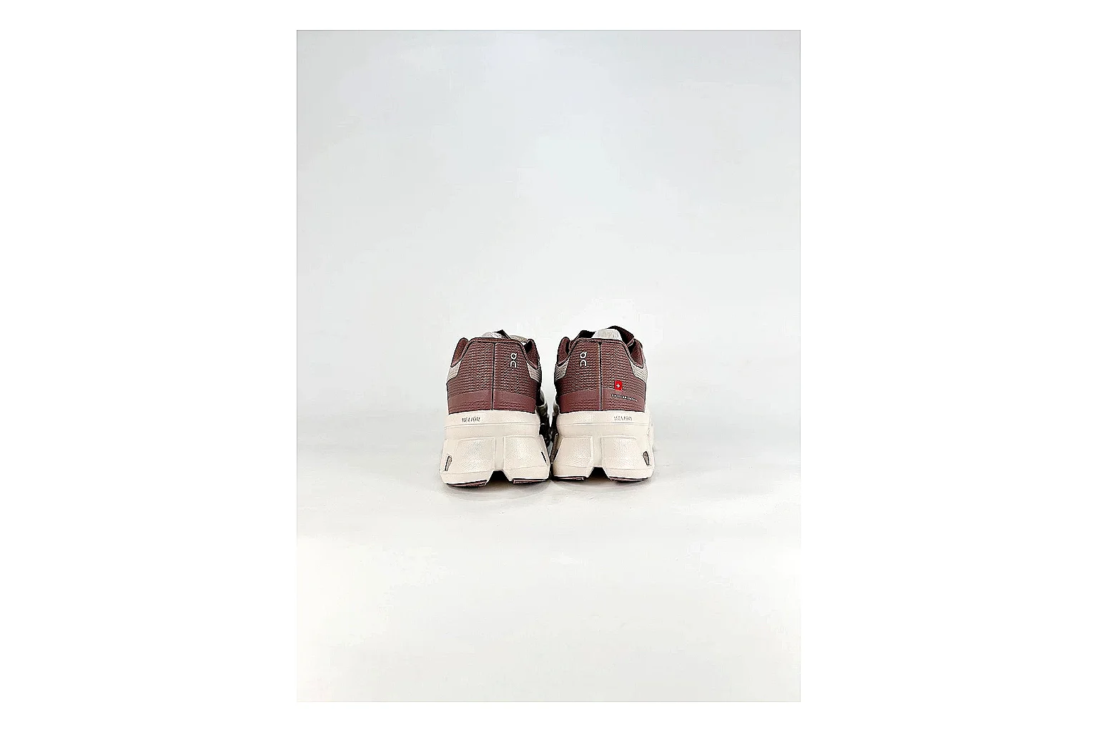 Other Casual Low-Top Sneaker 5153 QC reference photo showing clean low-top paneling, textured upper, daily streetwear shape, and six-view gallery coverage thumbnail 2