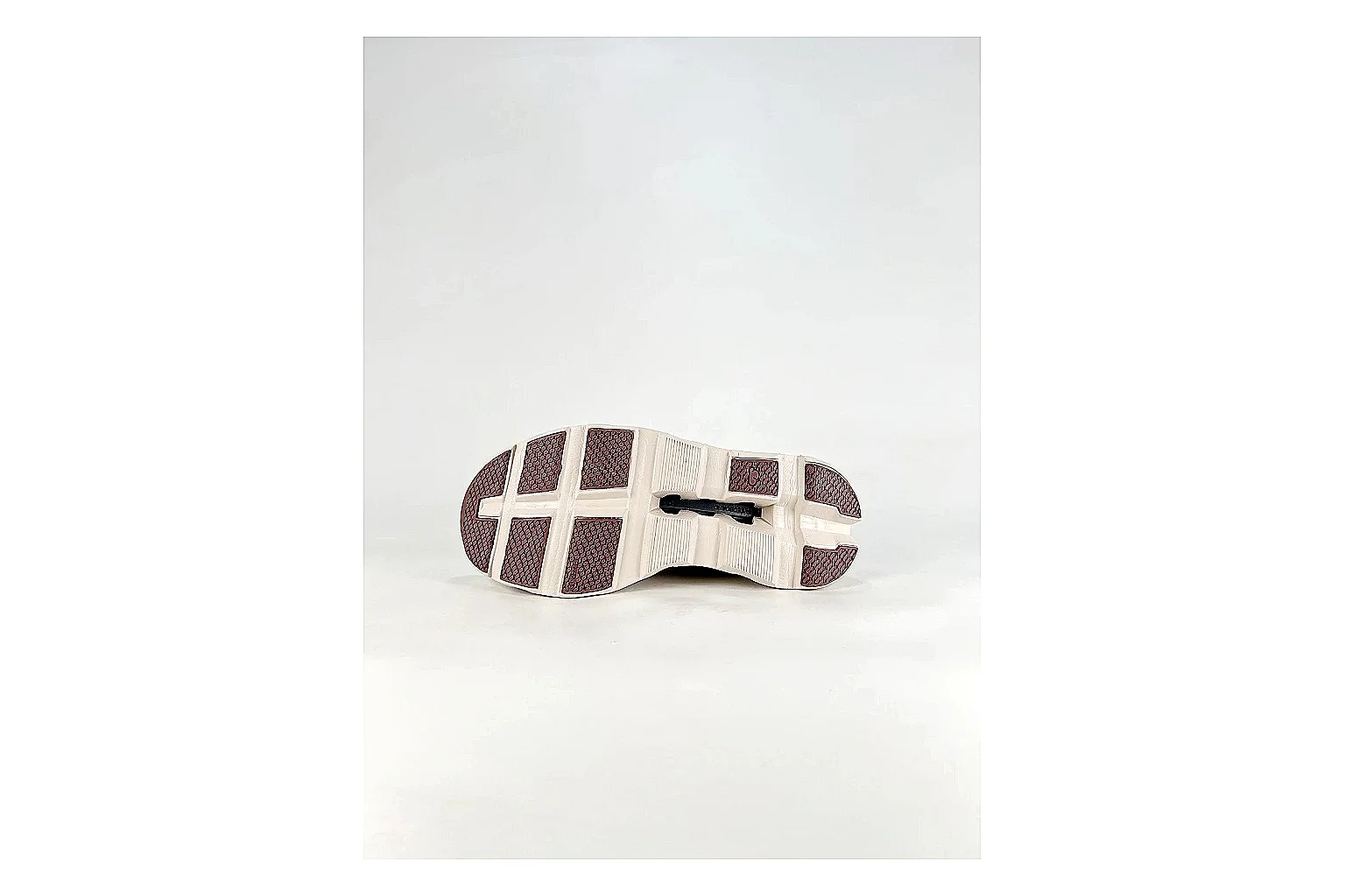 Other Casual Low-Top Sneaker 5153 QC reference photo showing clean low-top paneling, textured upper, daily streetwear shape, and six-view gallery coverage thumbnail 3