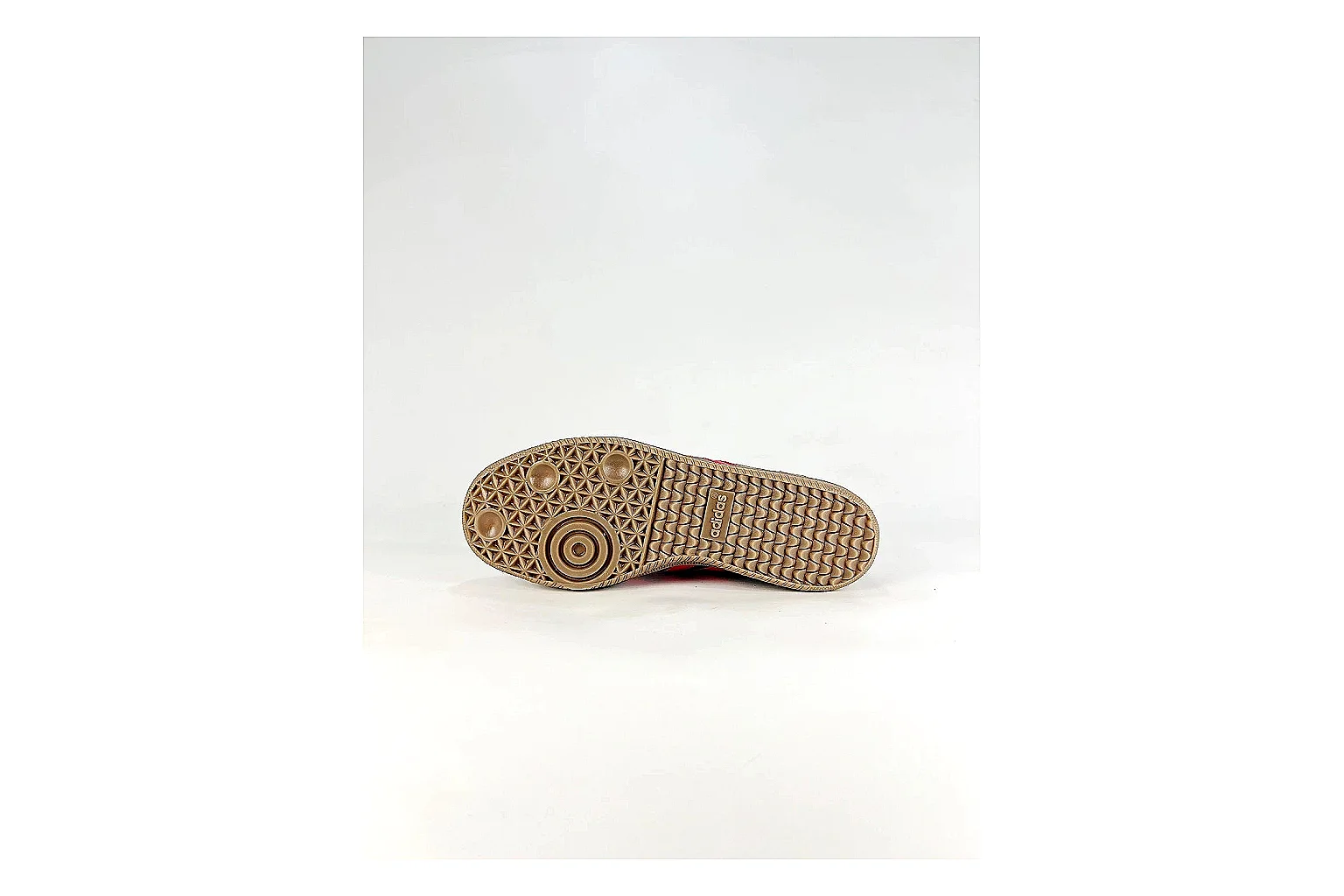 Casual Low-Top Sneaker 5180 QC photo showing red casual low-top with mixed-material upper and low-profile shape thumbnail 3