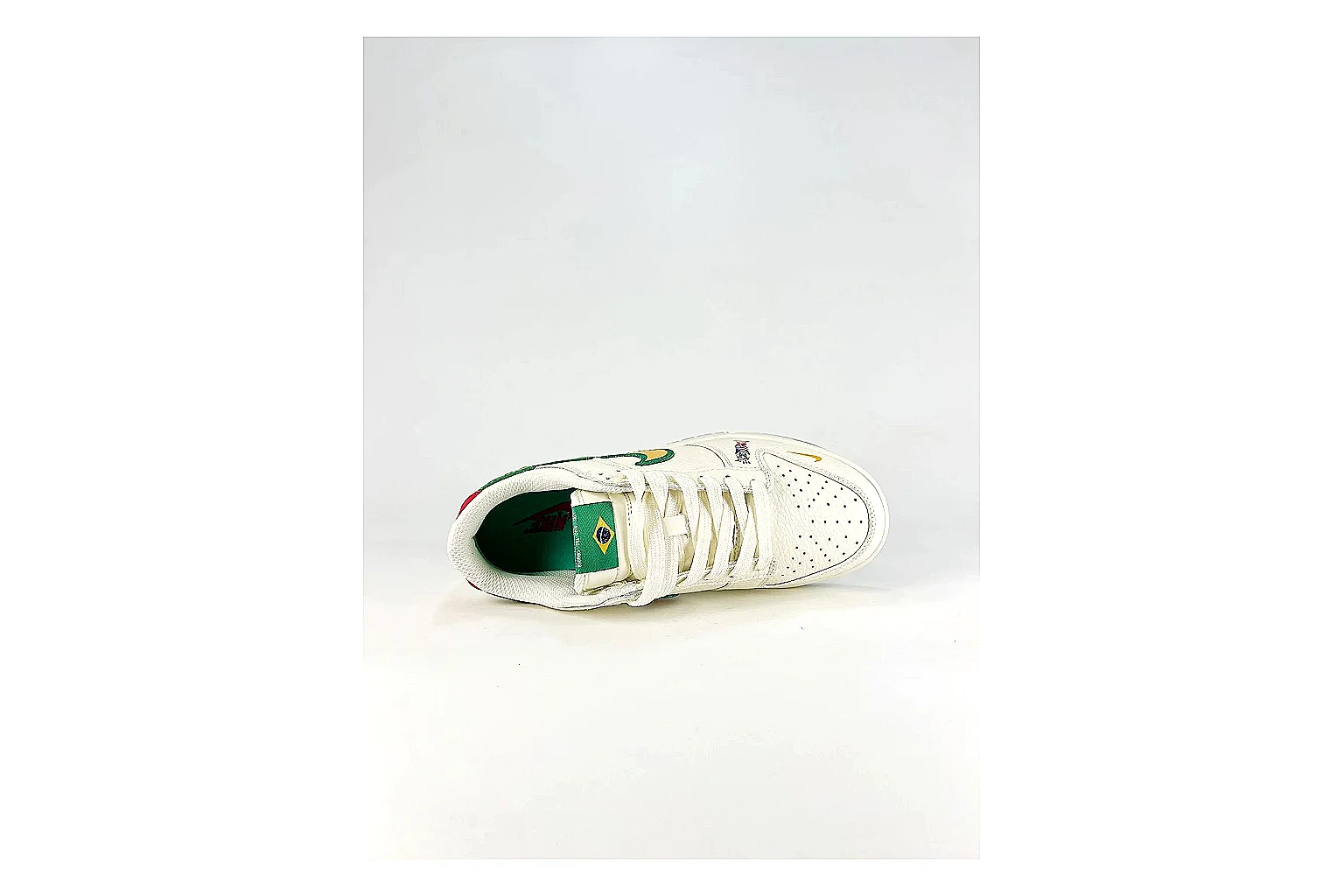 Casual Low-Top Sneaker 5184 QC photo showing red casual low-top with mixed-material upper and low-profile shape thumbnail 6