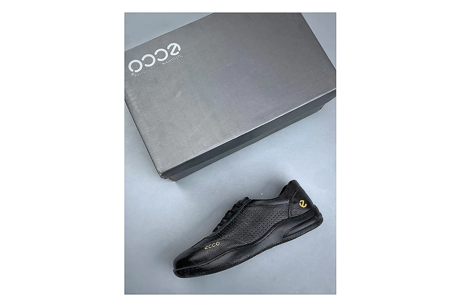 Casual Low-Top Sneaker 5191 QC photo showing red casual low-top with mixed-material upper and low-profile shape thumbnail 5