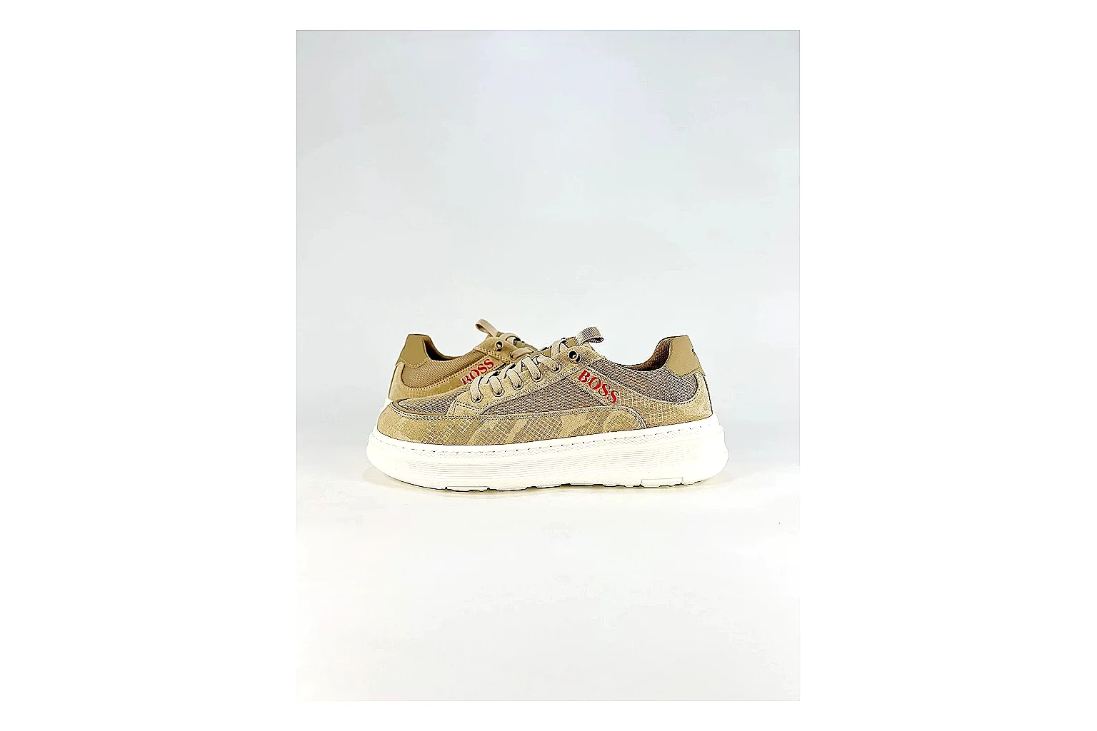 Casual Low-Top Sneaker 5218 QC photo showing red casual low-top with mixed-material upper and low-profile shape