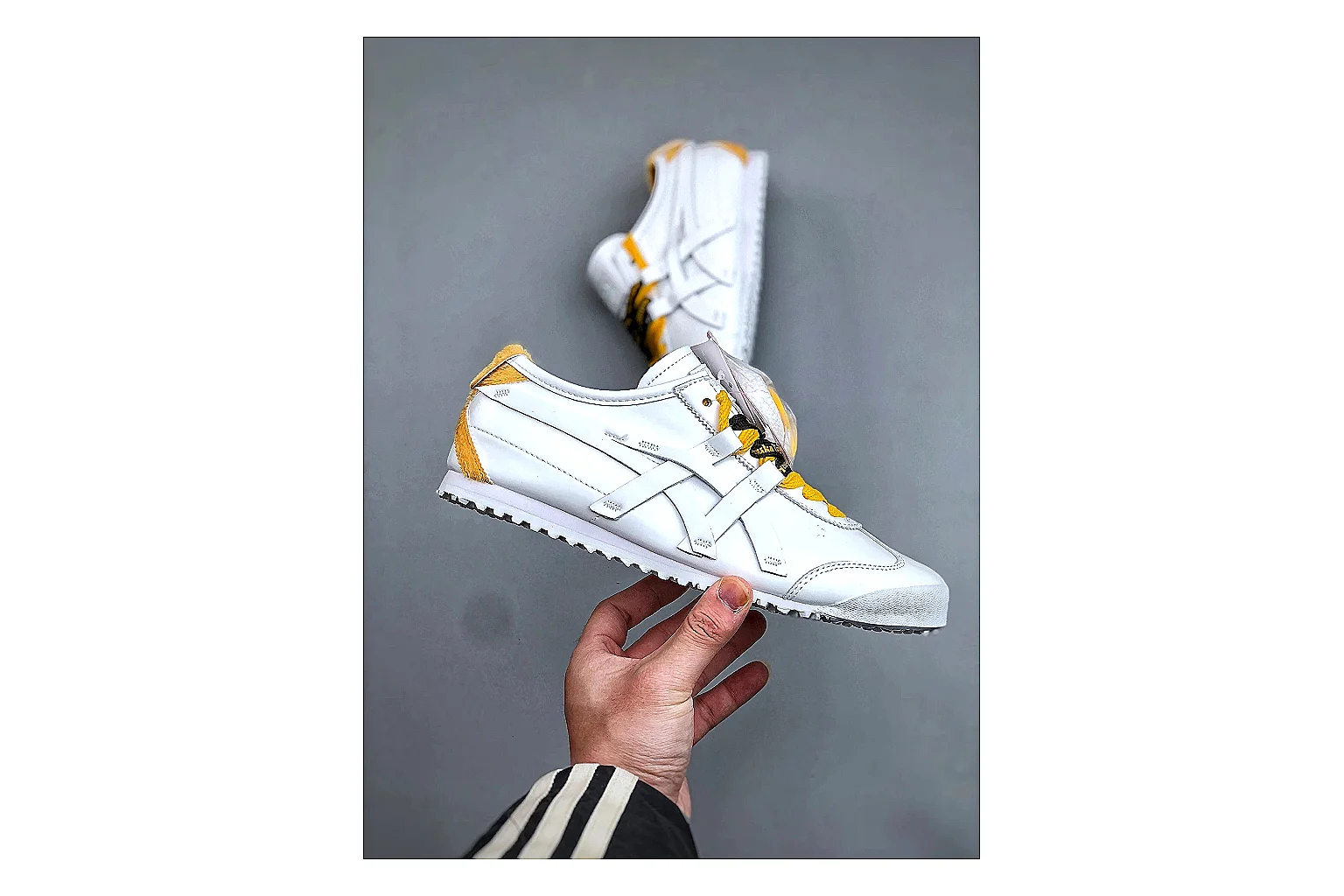 Casual Low-Top Sneaker 5234 QC photo reference showing casual low-top sneaker with clean paneling, textured upper and six-view gallery for daily streetwear styling plus side-profile shape, upper panel lines, and outsole detail thumbnail 2