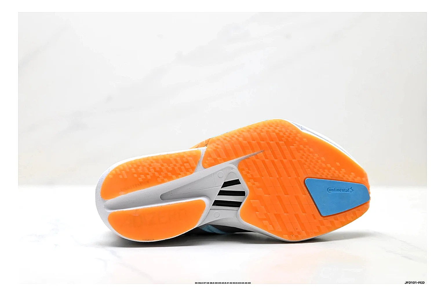 Casual Low-Top Sneaker 5249 QC photo showing red casual low-top with mixed-material upper and low-profile shape thumbnail 3