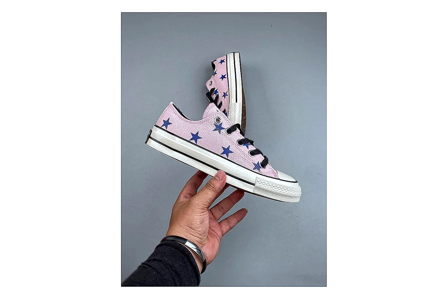 Casual Low-Top Sneaker 5258 QC photo showing red casual low-top with mixed-material upper and low-profile shape thumbnail 2