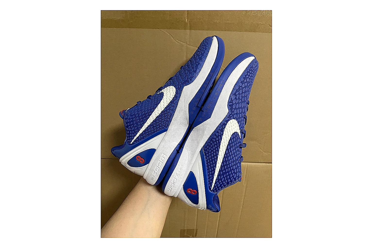 Casual Low-Top Sneaker 5590 QC photo showing red casual low-top with mixed-material upper and low-profile shape thumbnail 2