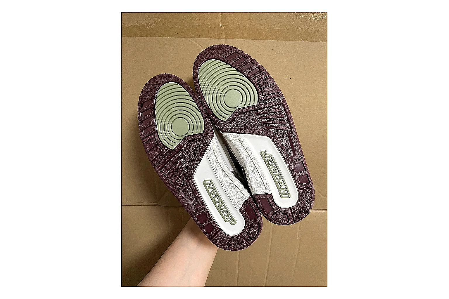Casual Low-Top Sneaker 5833 QC photo reference showing casual low-top sneaker with clean paneling, textured upper and six-view gallery for daily streetwear styling plus side-profile shape, upper panel lines, and outsole detail thumbnail 6
