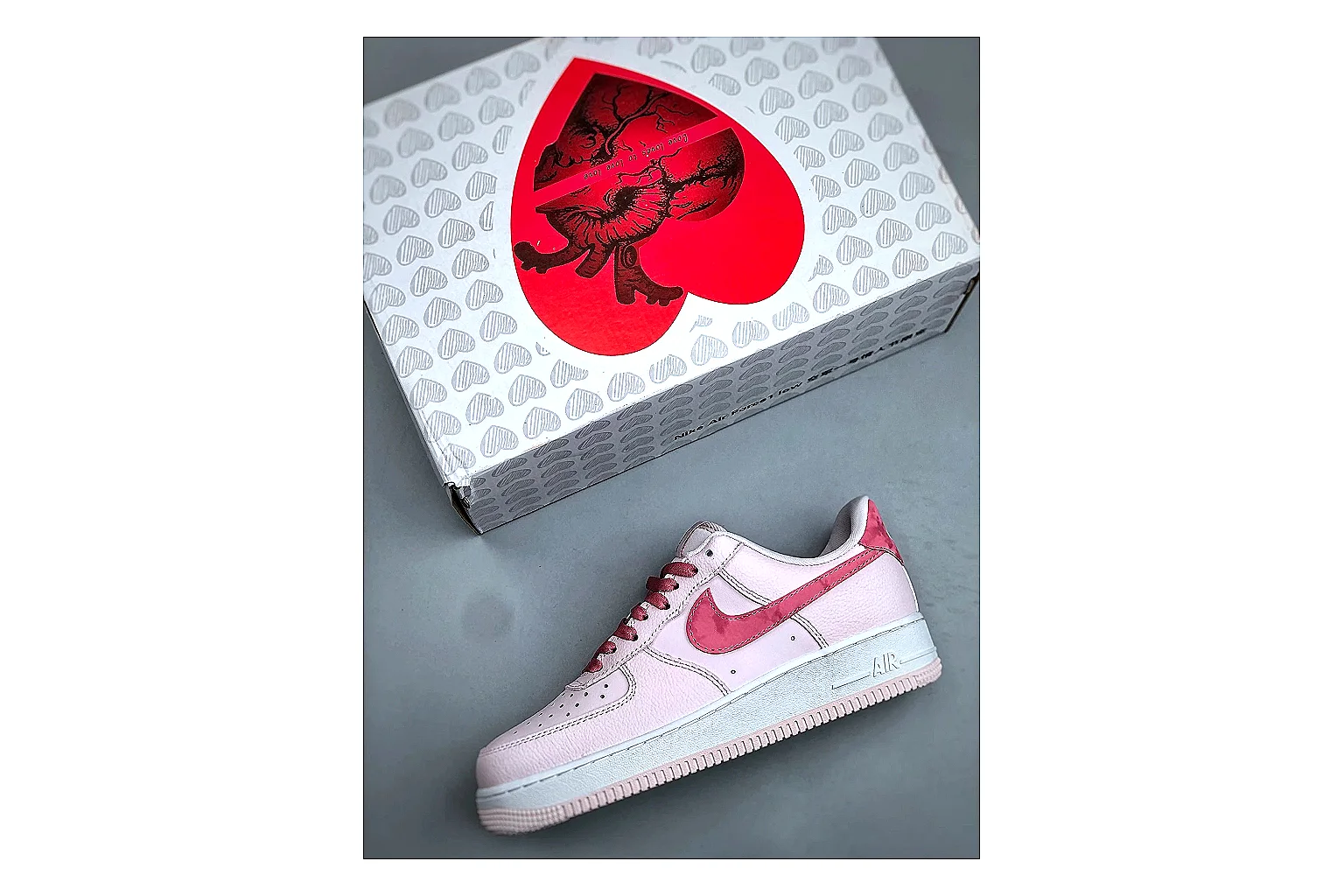 Casual Low-Top Sneaker 6726 QC photo showing red casual low-top with mixed-material upper and low-profile shape thumbnail 5