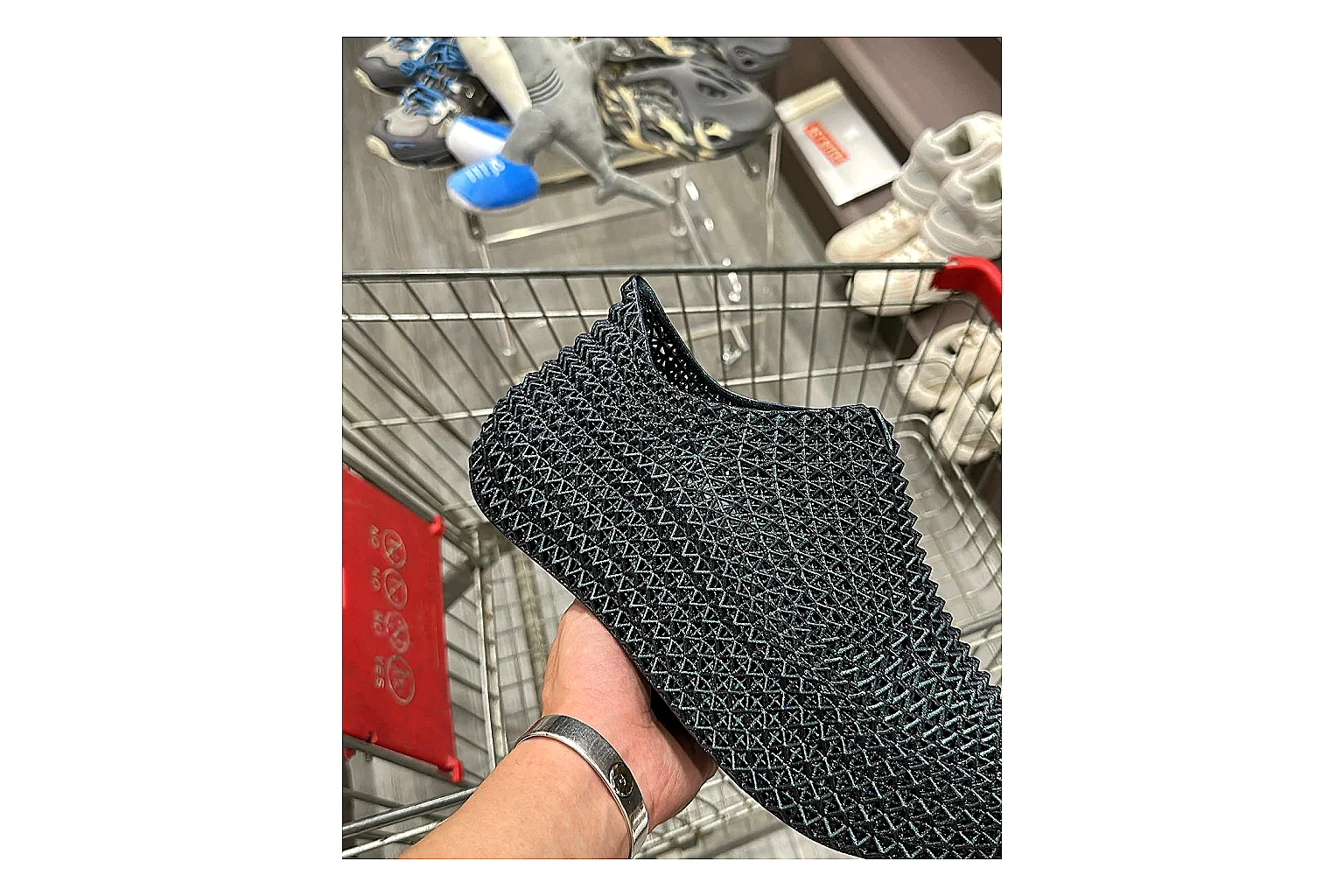 Casual Low-Top Sneaker 6928 QC photo reference SKU 1095506928 thumbnail 2