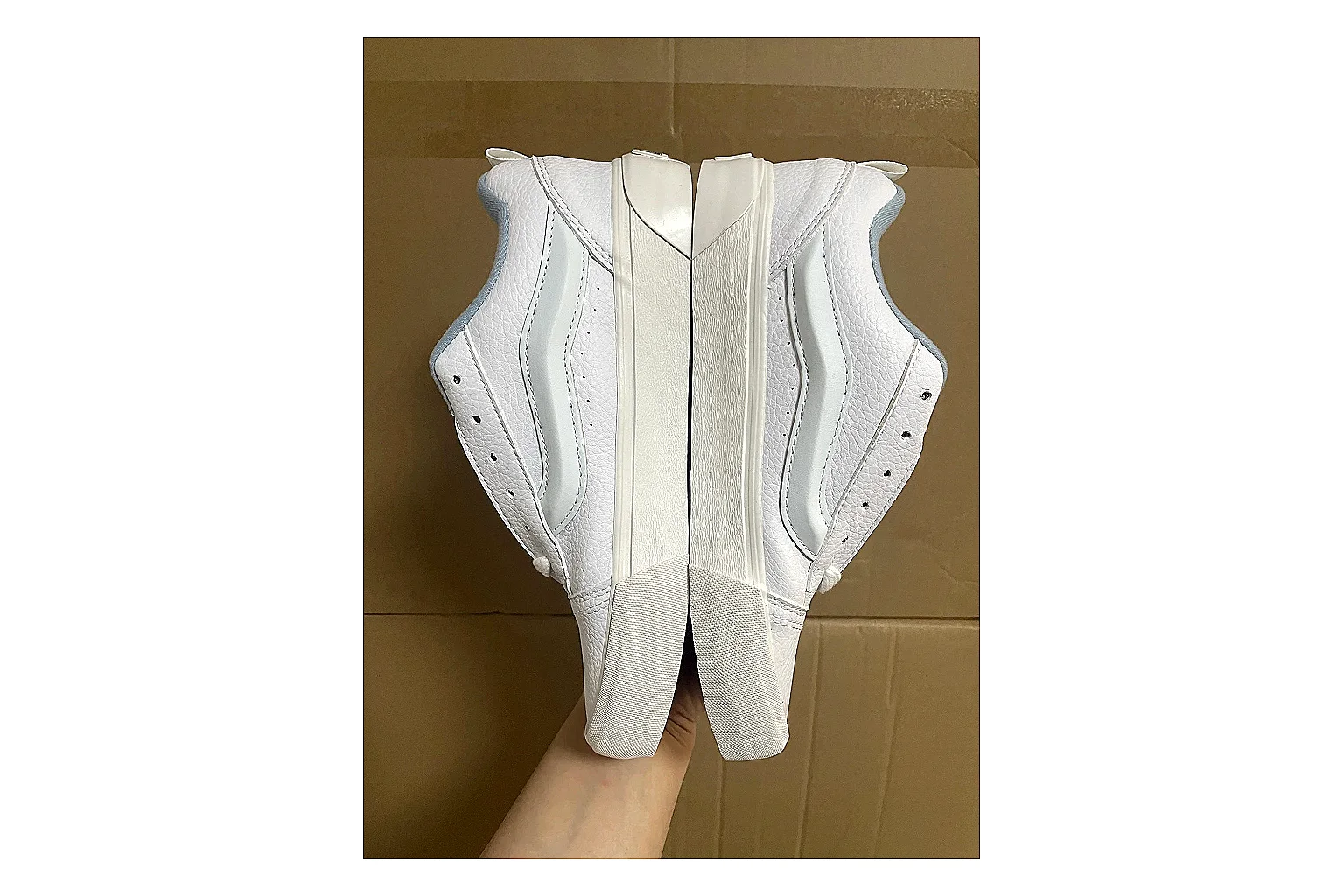 Casual Low-Top Sneaker 7578 QC photo showing red casual low-top with mixed-material upper and low-profile shape thumbnail 5