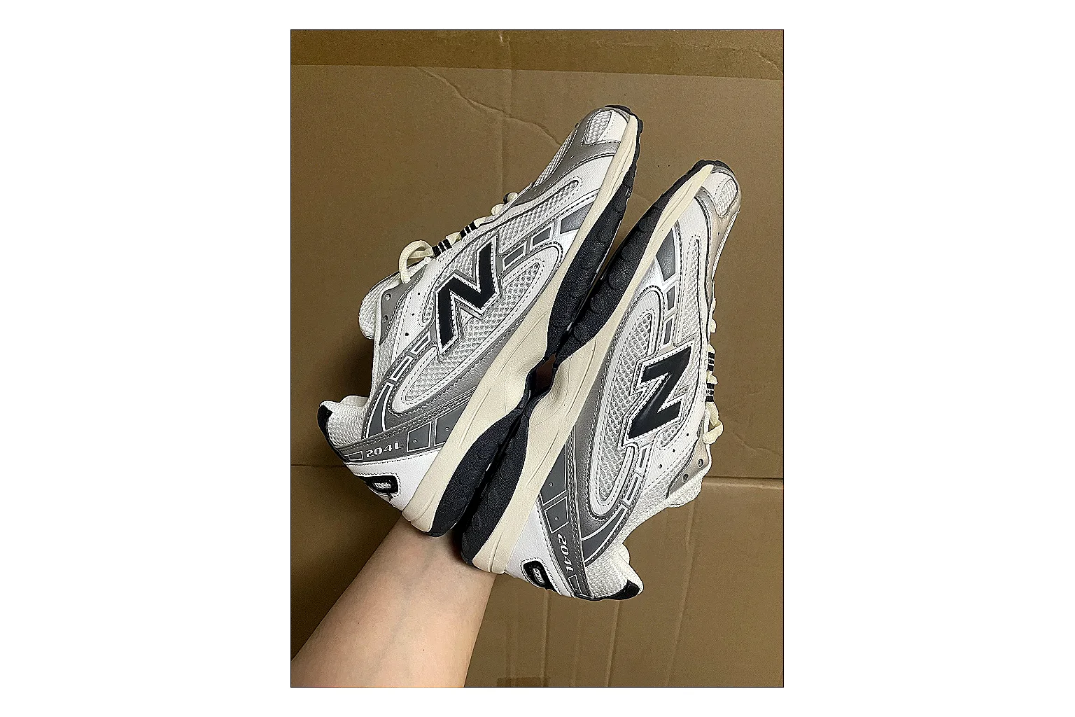 Casual Low-Top Sneaker 7629 QC photo showing red casual low-top with mixed-material upper and low-profile shape thumbnail 6