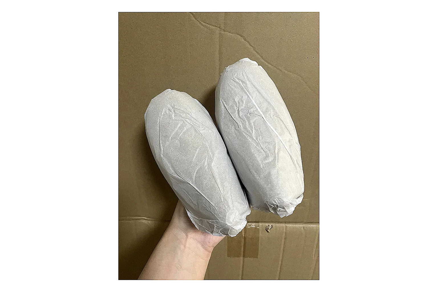 Casual Low-Top Sneaker 7650 QC photo showing red casual low-top with mixed-material upper and low-profile shape thumbnail 5