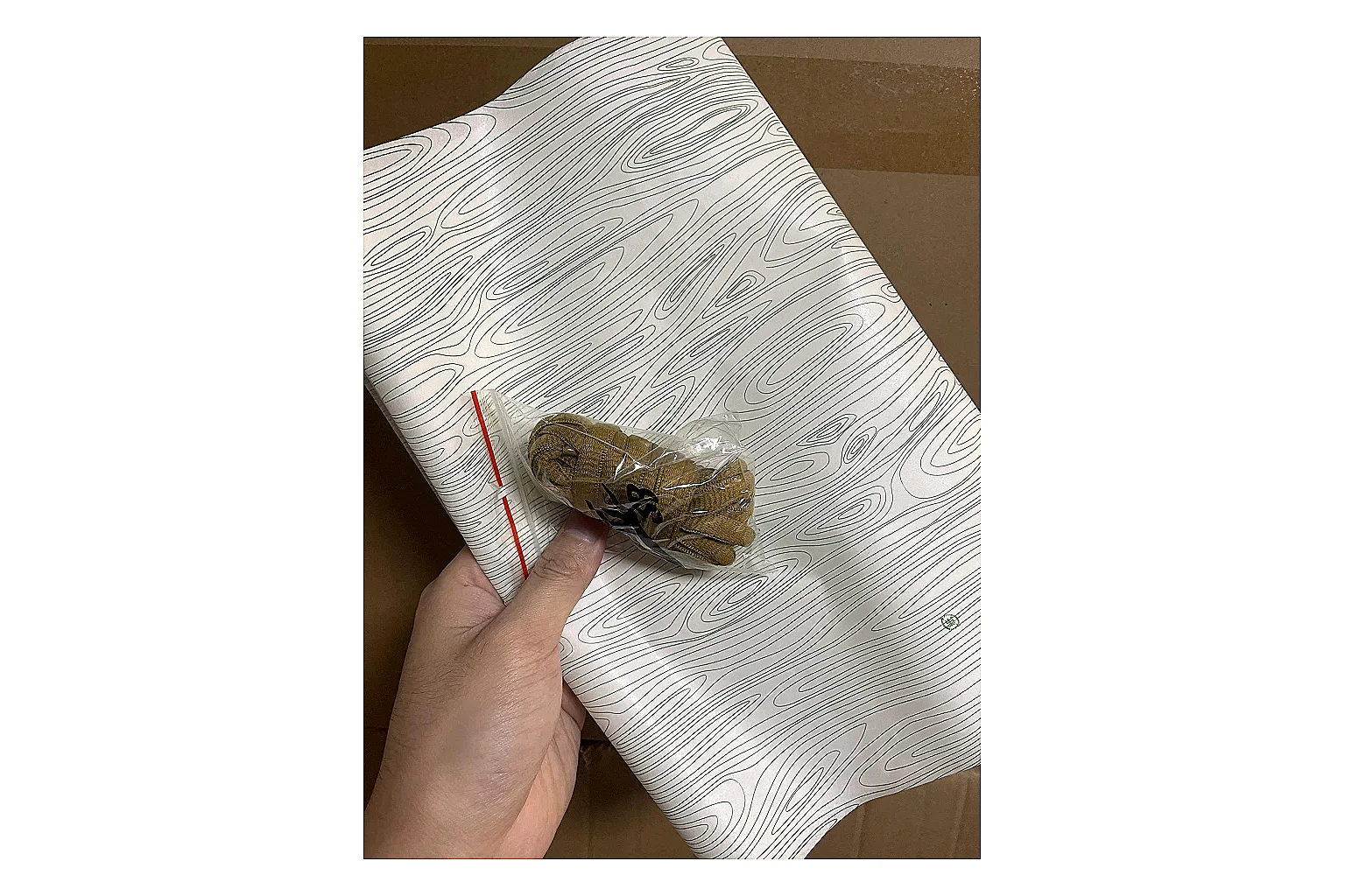 Casual Low-Top Sneaker 7697 QC photo showing red casual low-top with mixed-material upper and low-profile shape thumbnail 5