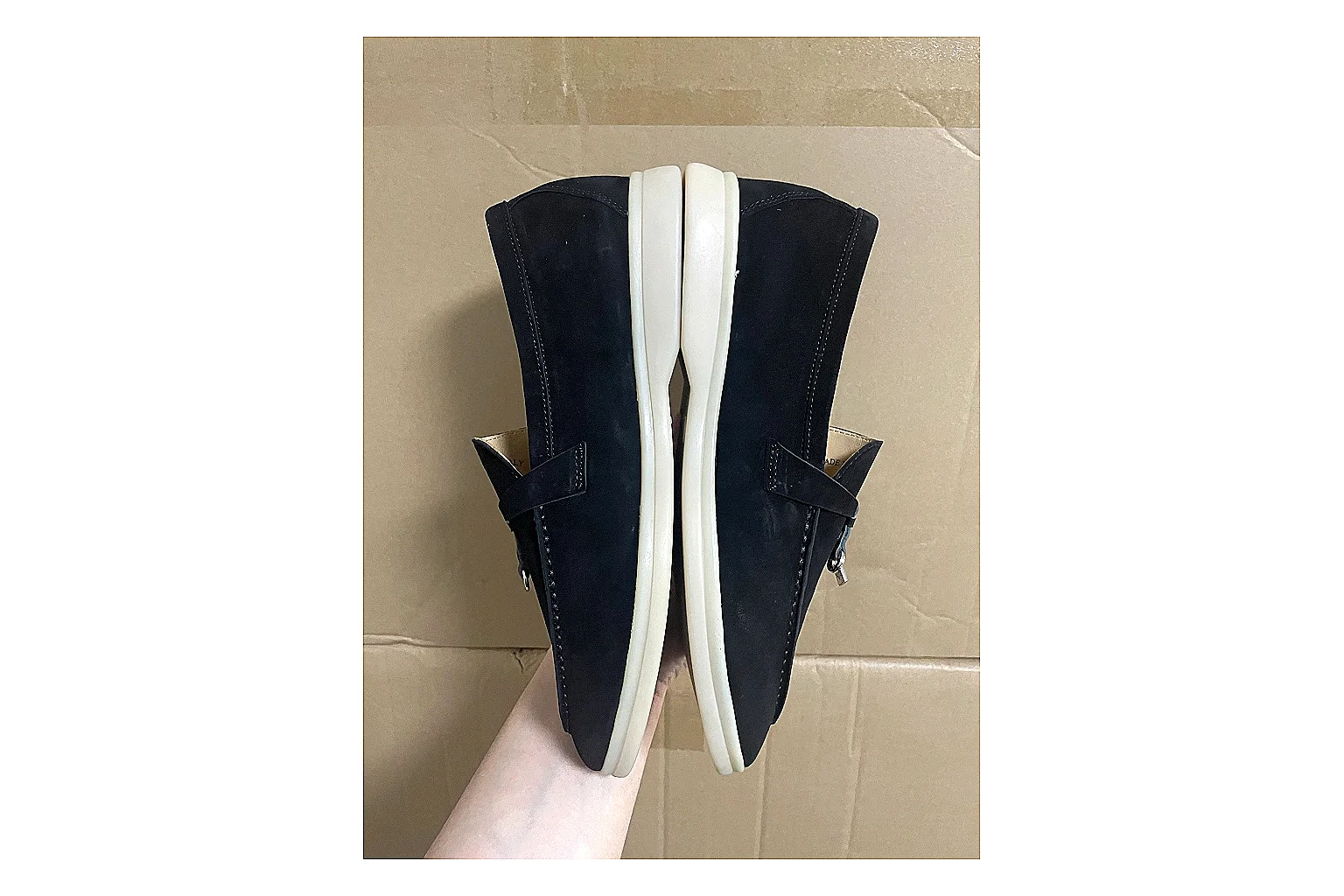 Casual Low-Top Sneaker 9293 QC photo showing red casual low-top with mixed-material upper and low-profile shape thumbnail 6