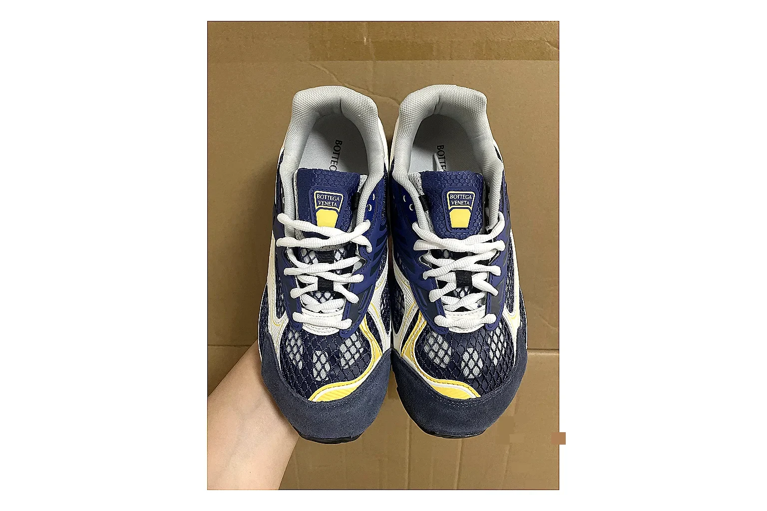 Casual Low-Top Sneaker 9325 QC photo showing red casual low-top with mixed-material upper and low-profile shape