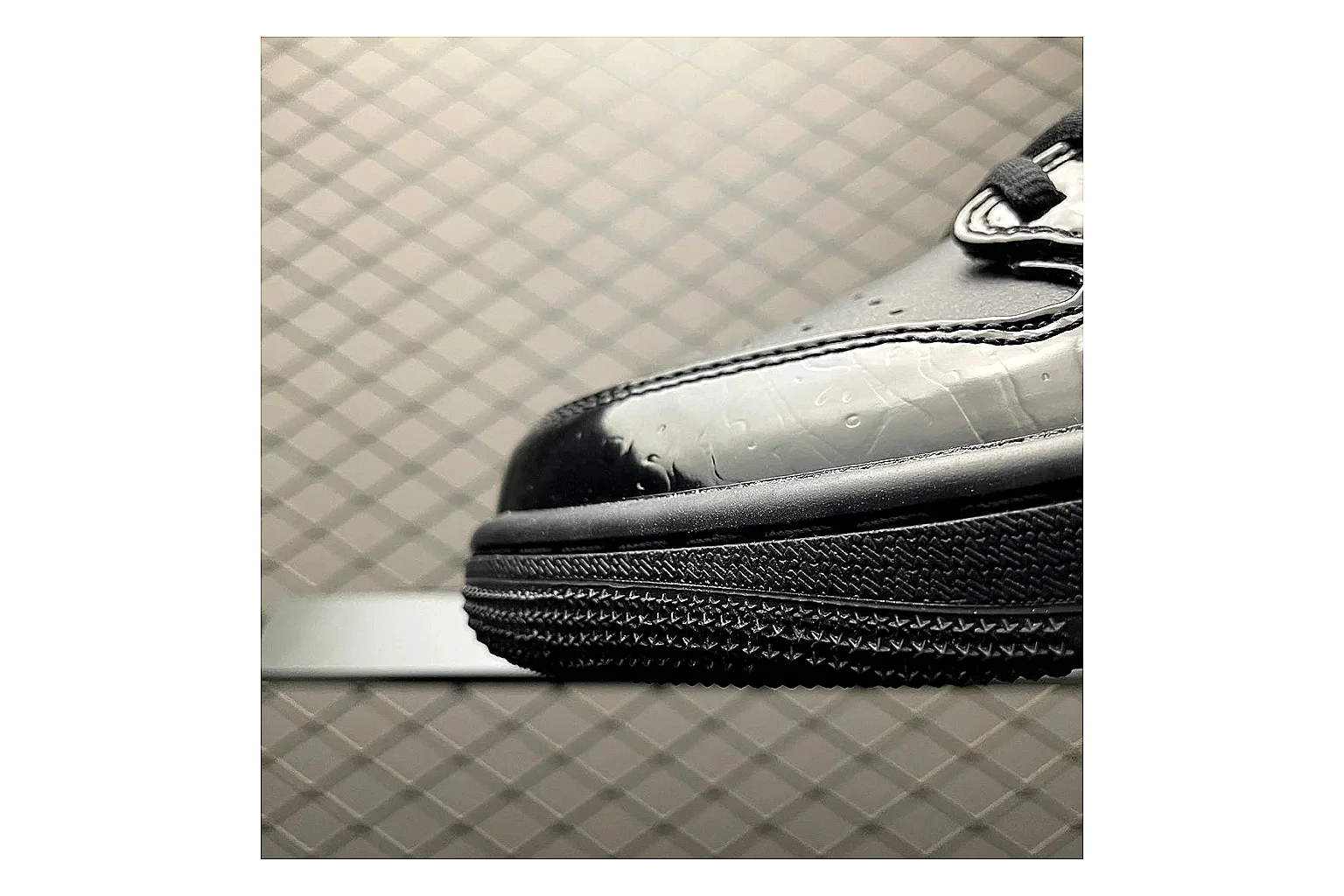 Casual Low-Top Sneaker 9723 QC photo reference showing casual low-top sneaker with clean paneling, textured upper and six-view gallery for daily streetwear styling plus side-profile shape, upper panel lines, and outsole detail thumbnail 2