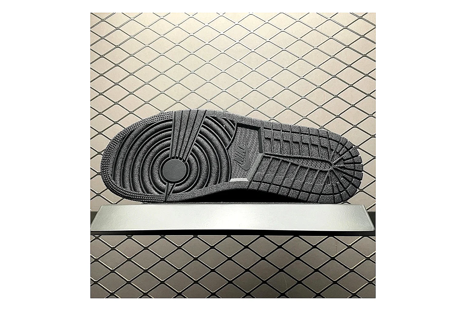 Casual Low-Top Sneaker 9723 QC photo reference showing casual low-top sneaker with clean paneling, textured upper and six-view gallery for daily streetwear styling plus side-profile shape, upper panel lines, and outsole detail thumbnail 4