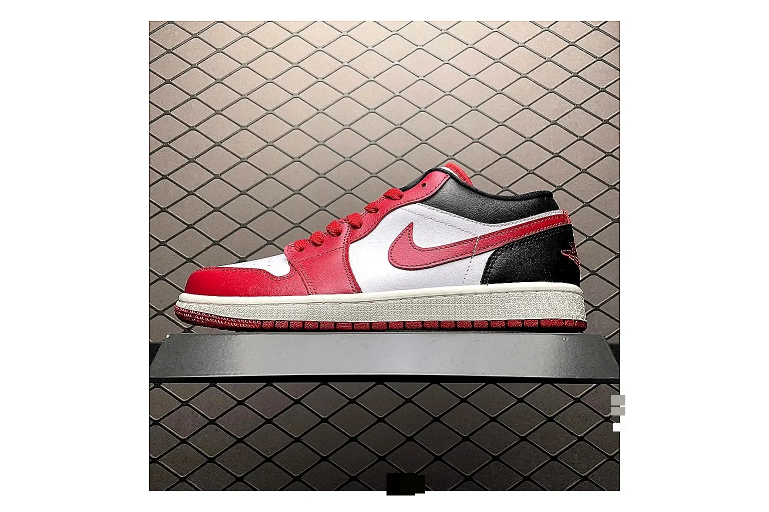 Casual Low-Top Sneaker 9725 QC photo reference showing casual low-top sneaker with clean paneling, textured upper and six-view gallery for daily streetwear styling plus side-profile shape, upper panel lines, and outsole detail