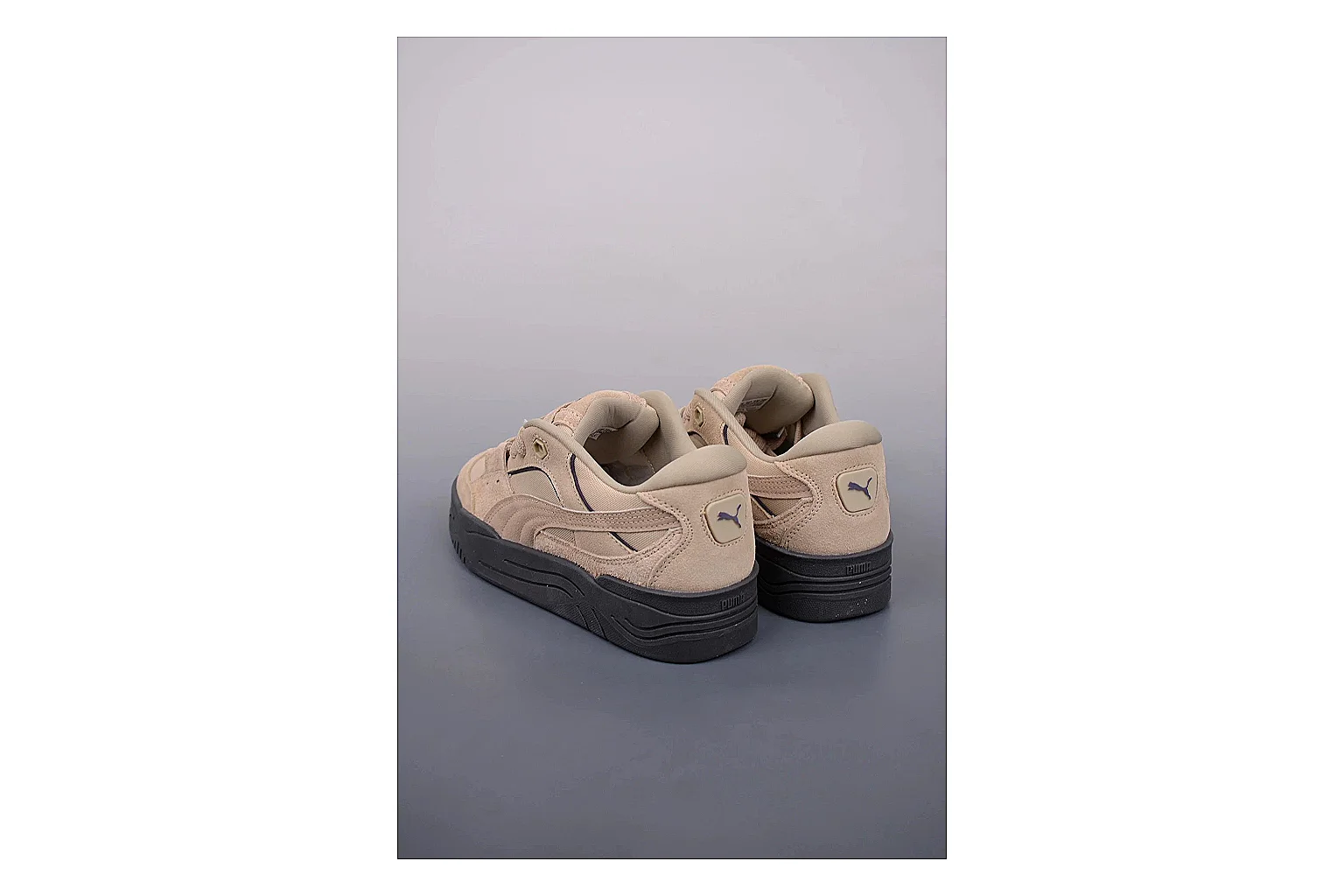 Casual Low-Top Sneaker 9750 QC photo showing red casual low-top with mixed-material upper and low-profile shape