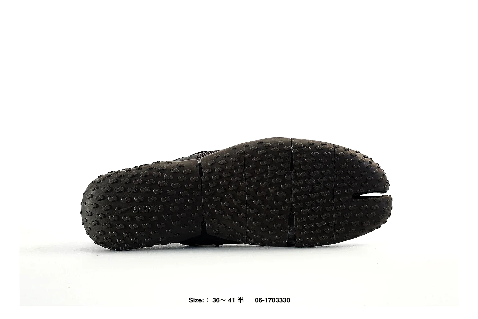 kakoqclab.com Prada Black Strap Loafer 2826 Black low-top product image thumbnail 4