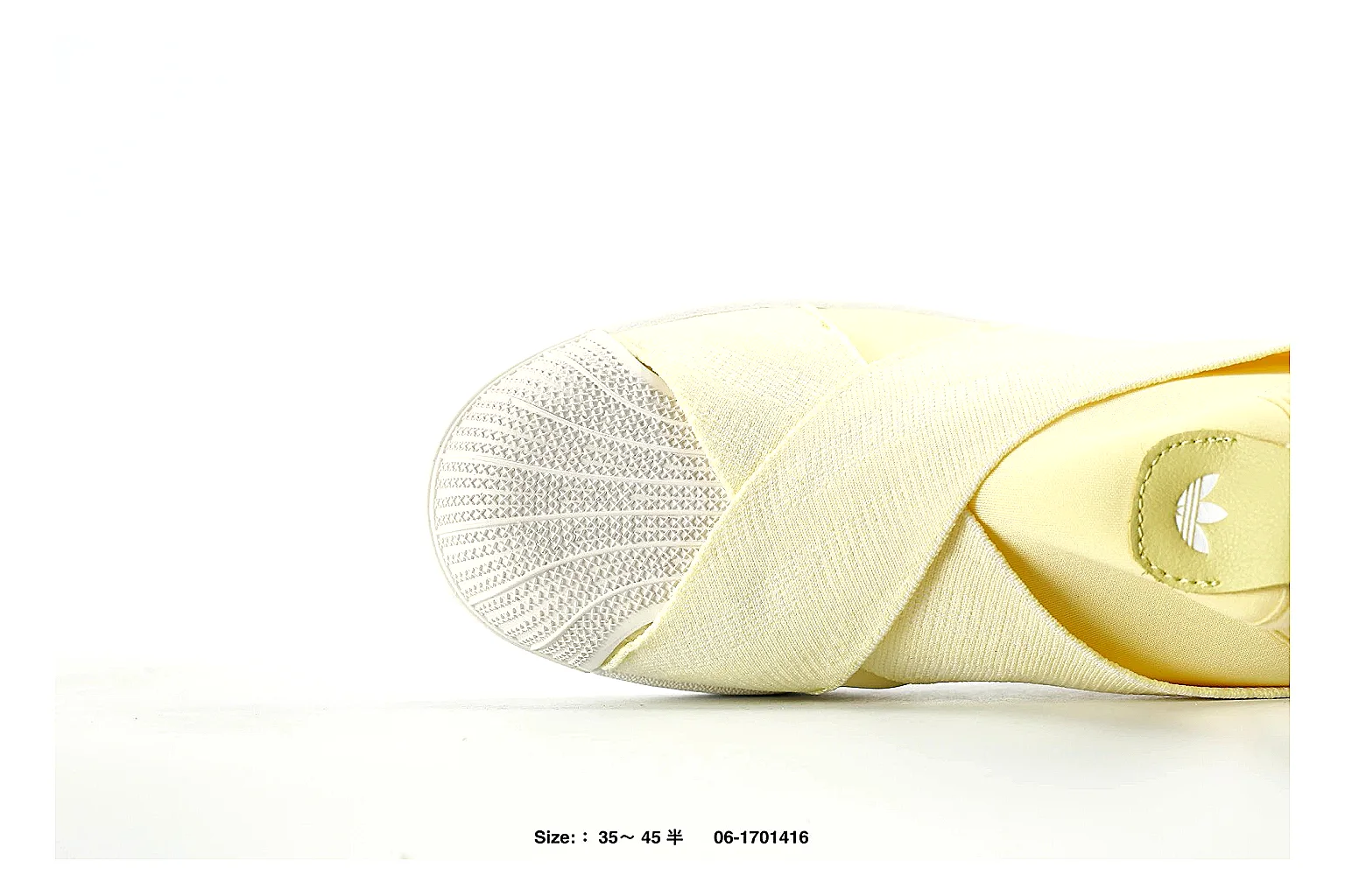 kakoqclab.com Pale Yellow Slip On 2736 Pale Yellow low-top product image thumbnail 3