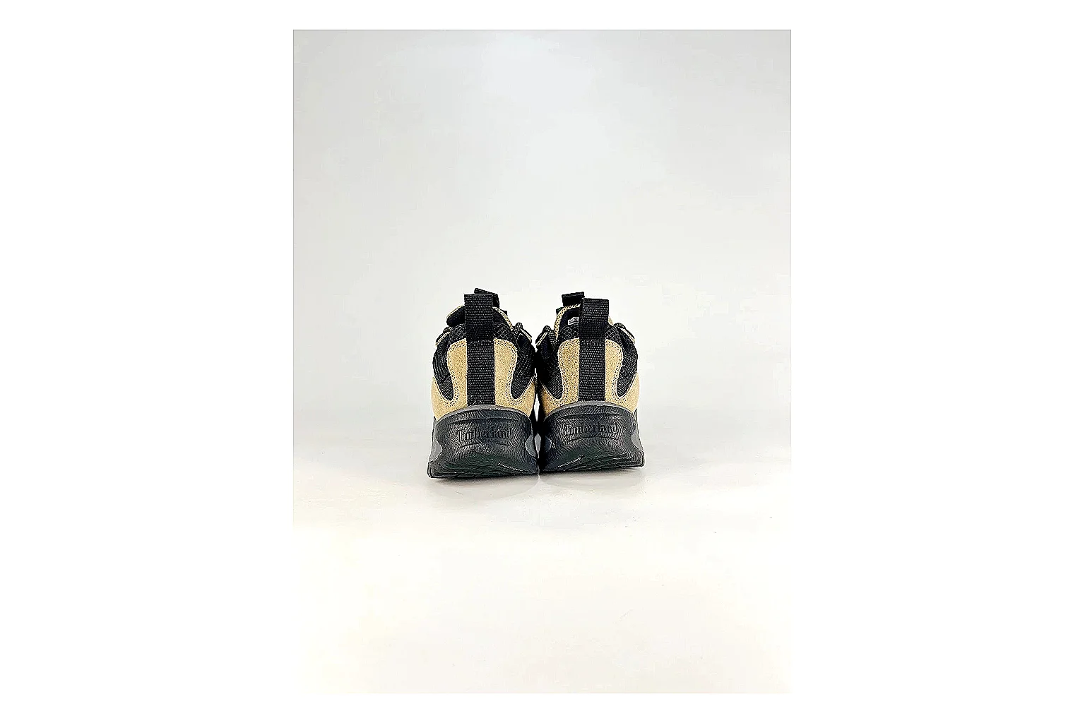 Timberland Motion Access Beige Black Sneakers QC photo reference showing beige black outdoor sneakers with mesh-leather texture, side-profile shape, upper panel lines, and outsole detail