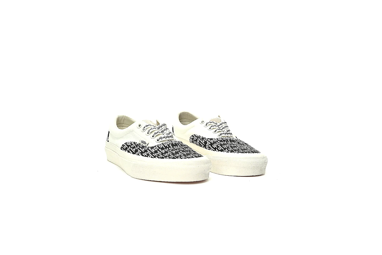 Vans Era 95 DX QC gallery showing side, heel, top, pair and waffle outsole views thumbnail 4